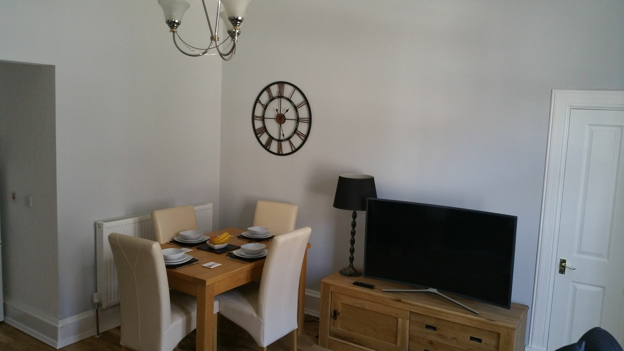 Portum -John St Apartment Хелънсбърг Екстериор снимка